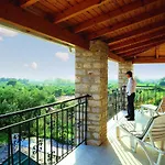 Apartment Elegant In Agios Ilias With Sea View *