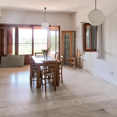 Elegant In Agios Ilias With Sea View
